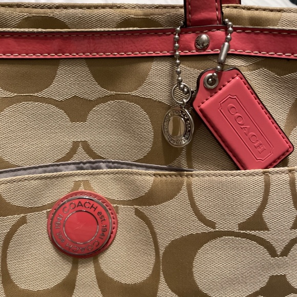 Coach diaper bag - Picture 6 of 7